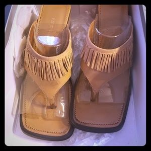 Womems tan genuine leather Nine West sandals